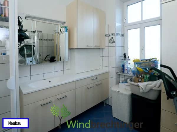 Maßangefertigte Badezimmermöbel in Neubau – Eleganz von Tischlerei Windbrechtinger