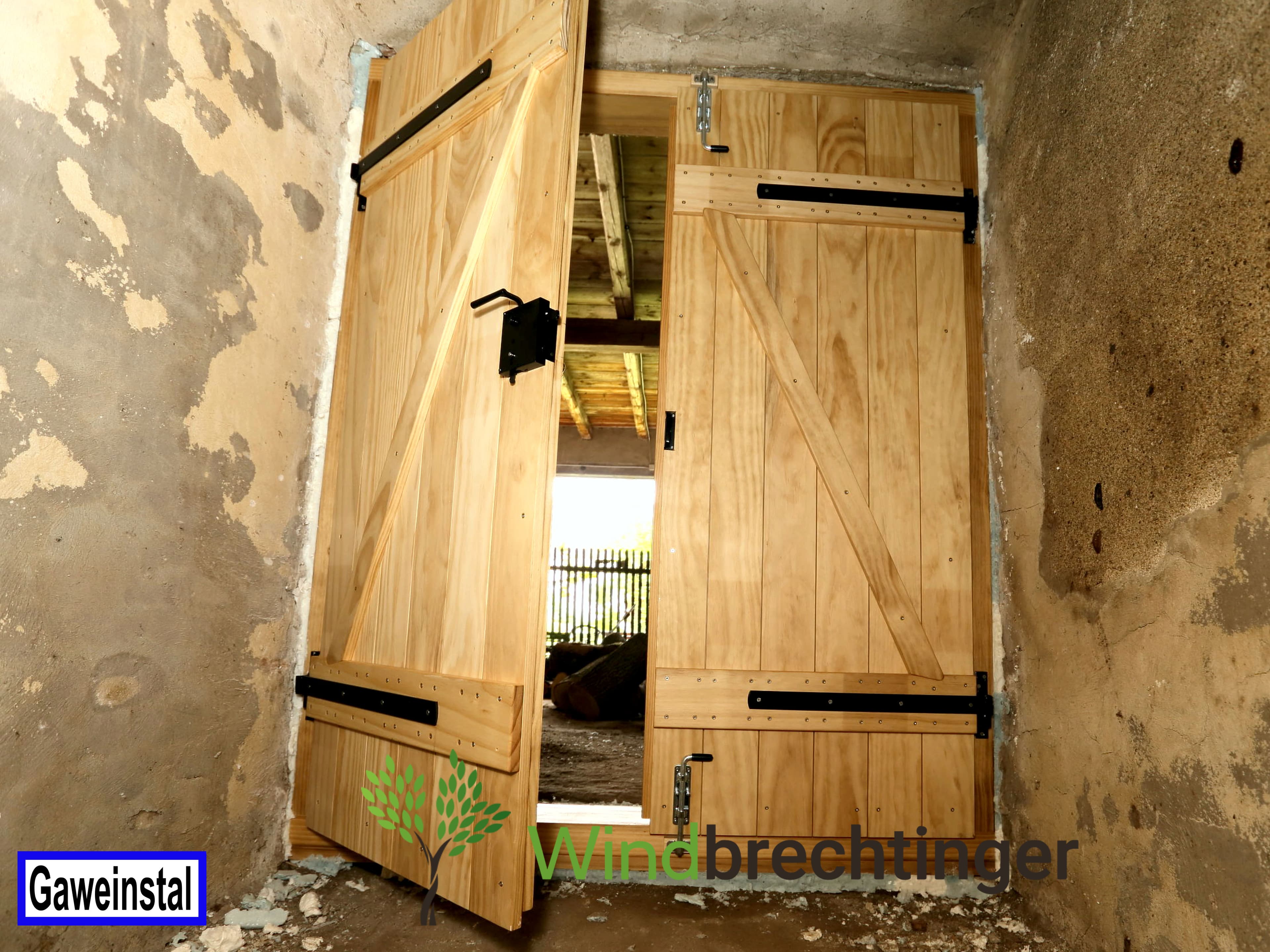 Windbrechtinger Kellertür  Accoya-Holz Wasserfest-gaweinstal-wien-noe