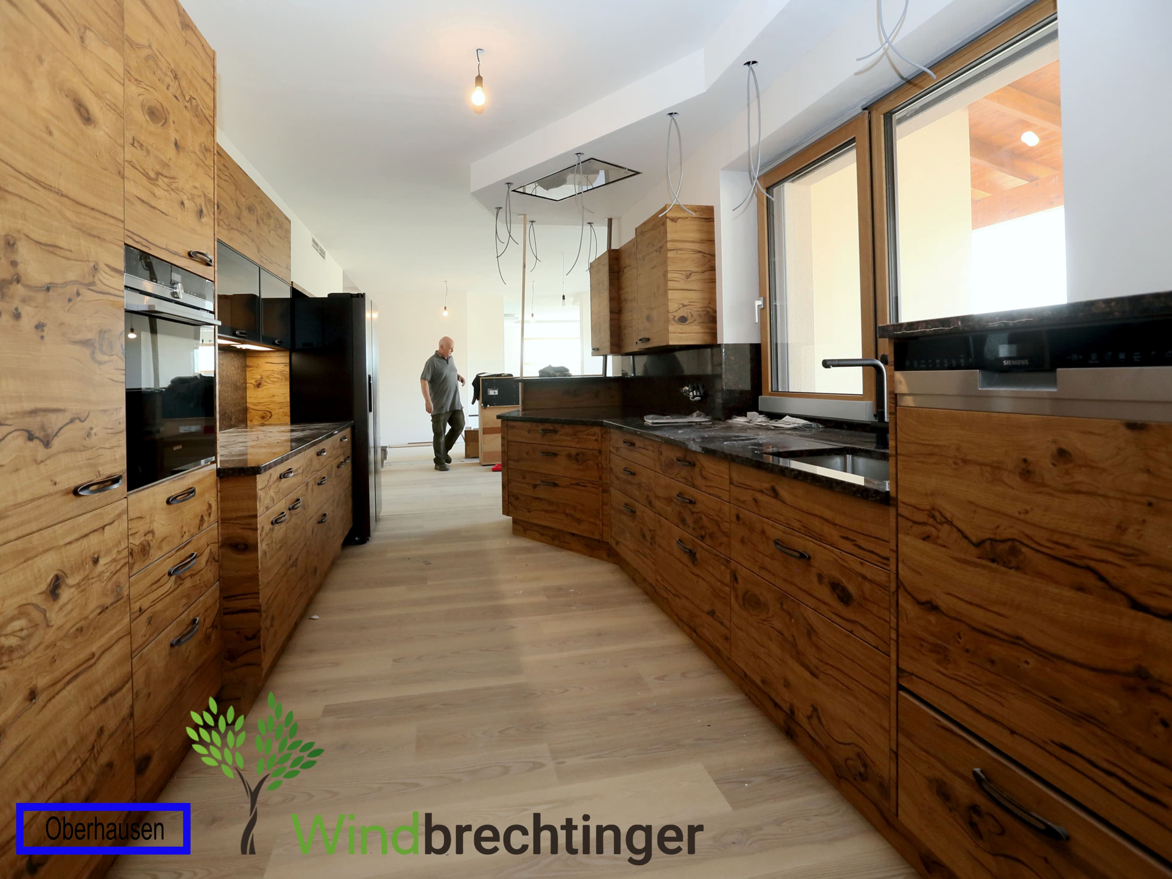 Erleben Sie die Wärme und Natürlichkeit – Maßgeschneiderte Holzküchen in Oberhausen