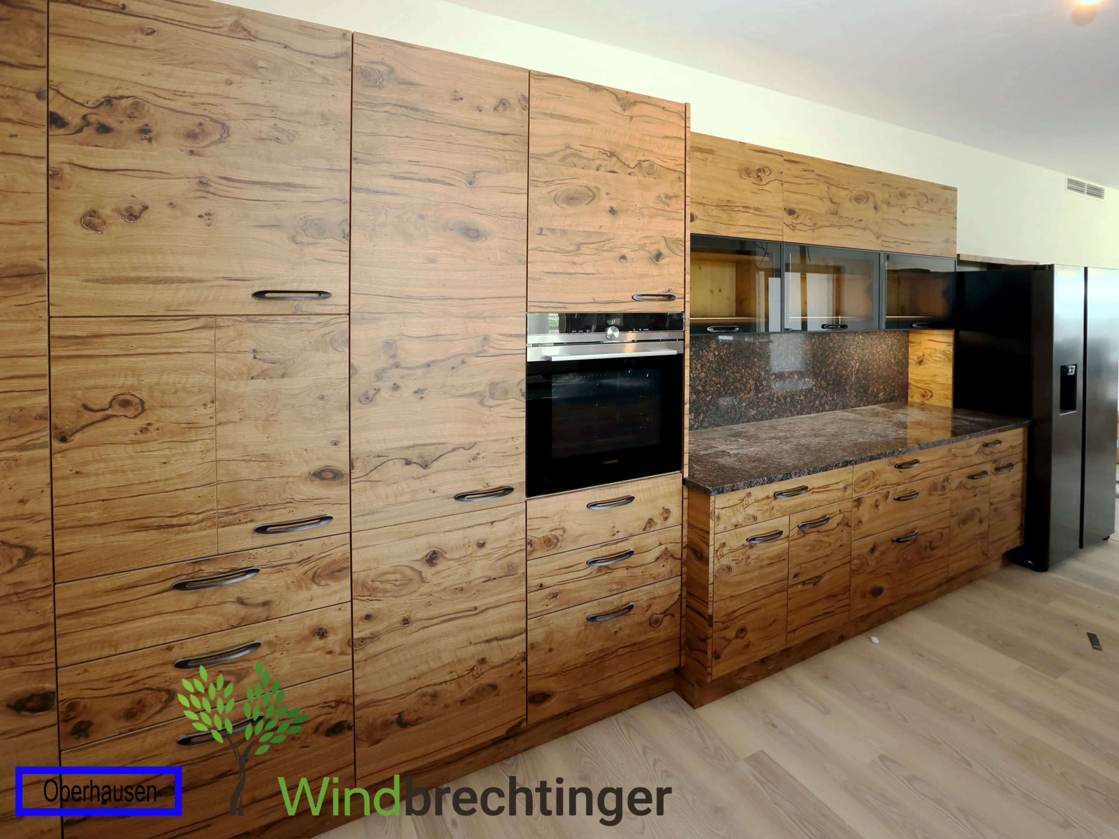 Erleben Sie die Wärme und Natürlichkeit – Maßgeschneiderte Holzküchen in Oberhausen